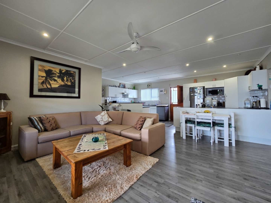 3 Bedroom Property for Sale in Stilbaai Wes Western Cape